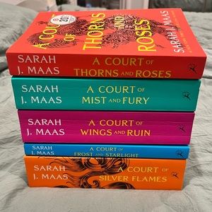 ACOTAR set - A Court of Thorns and Roses Set